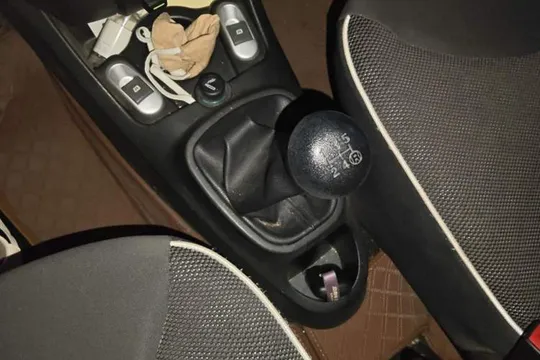BYD F0