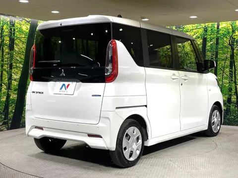 Mitsubishi eK Space