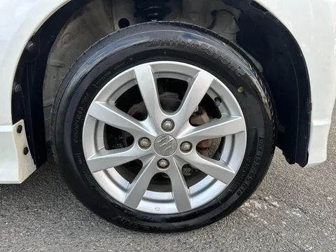 Suzuki Wagon R Stingray