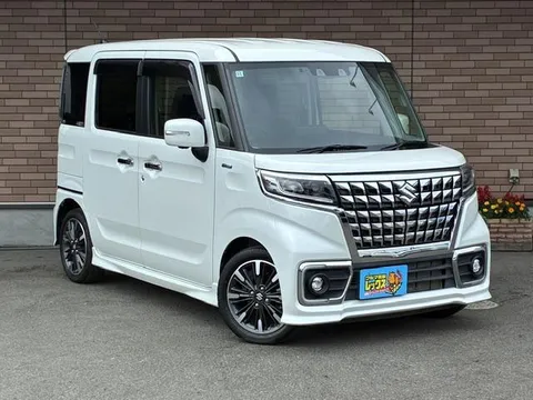 Suzuki Spacia Custom