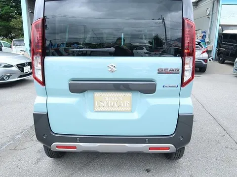 Suzuki Spacia Gear