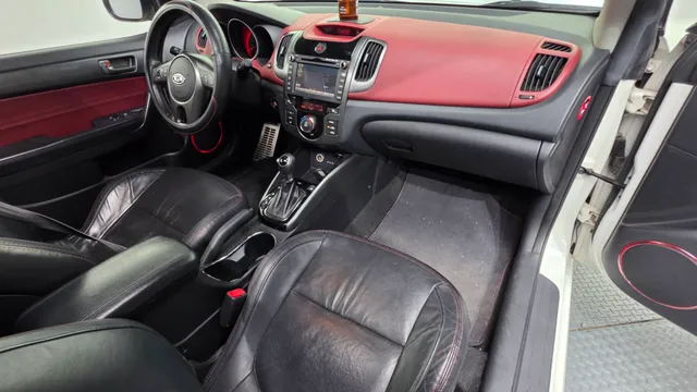 Kia Cerato (Forte)