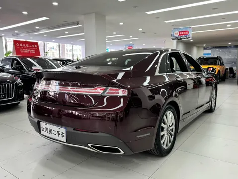 Lincoln MKZ