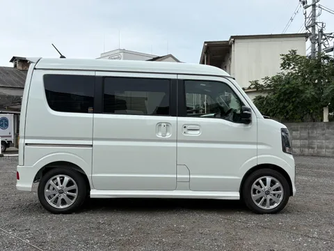 Nissan Clipper Rio