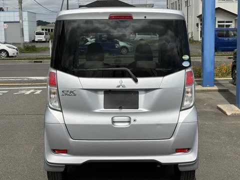 Mitsubishi eK Space