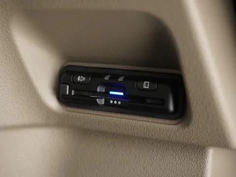 Honda N-BOX Joy