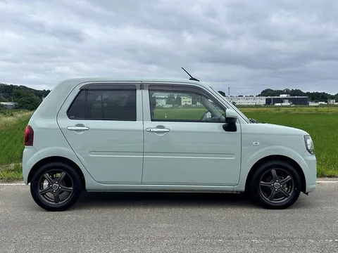Daihatsu Mira Tocot