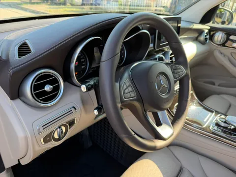 Mercedes-Benz Mercedes-Benz GLC