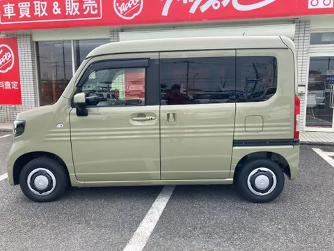 Honda N-VAN Plus Style