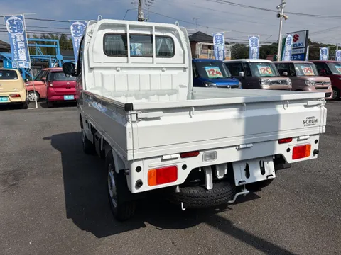 Mazda Scrum Truck