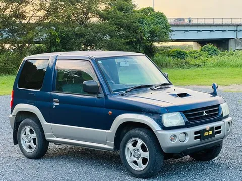 Mitsubishi Pajero Mini