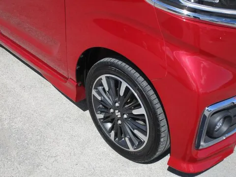Suzuki Spacia Custom