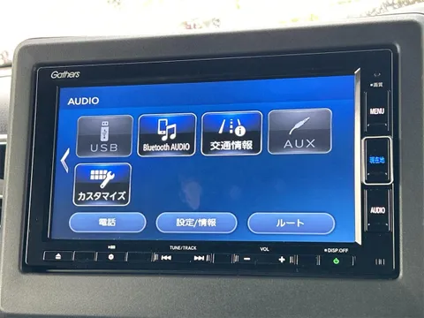 Honda N-BOX Custom