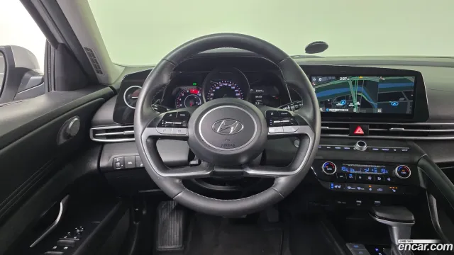 Hyundai Elantra (Avante)