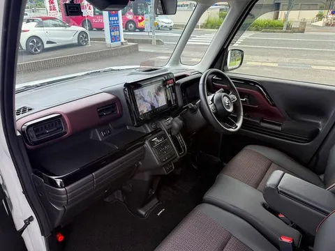 Suzuki Spacia Custom