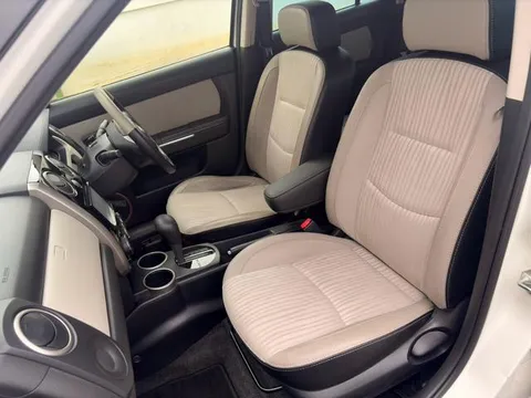 Mazda Verisa