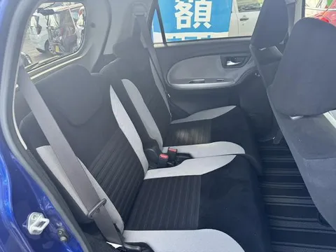 Toyota Pixis Joy