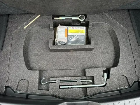 Mazda Axela Sport