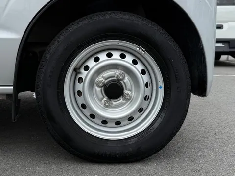 Mitsubishi Minicab Van