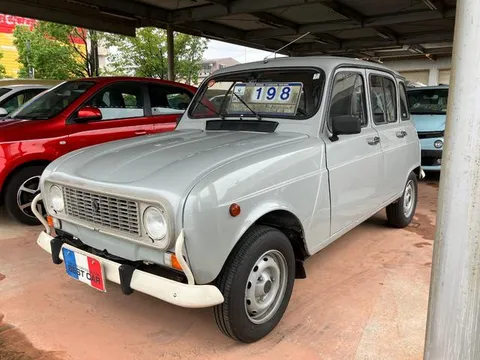 Renault 4