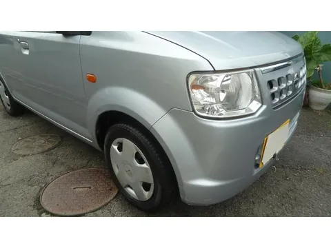 Nissan Otti
