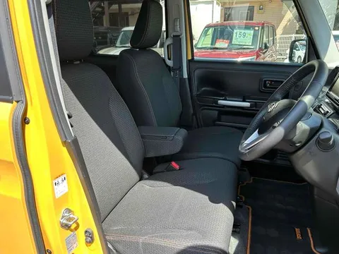 Suzuki Spacia Gear