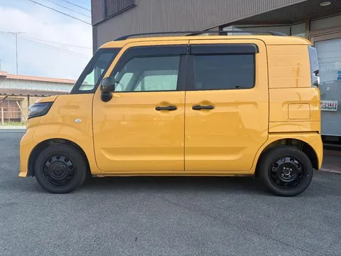 Suzuki Spacia Base