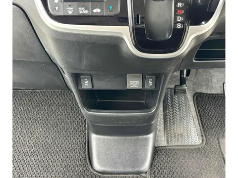 Honda N-BOX Plus