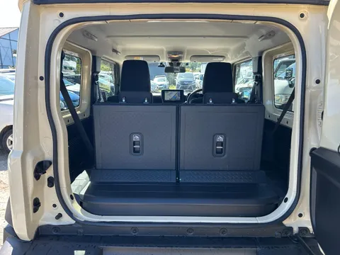 Suzuki Jimny Sierra