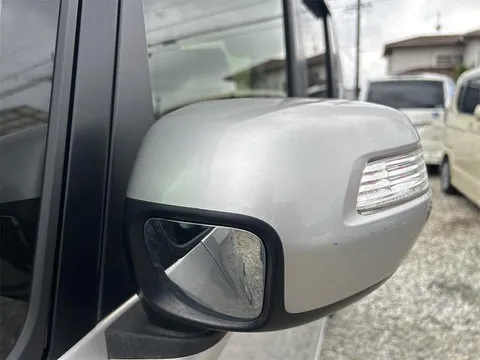 Honda N-BOX Plus