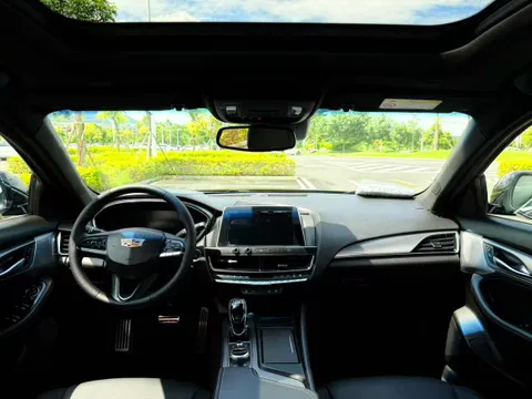 Cadillac CT5