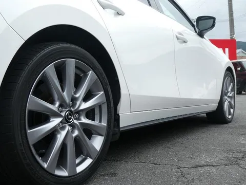 Mazda MAZDA3 Sedan