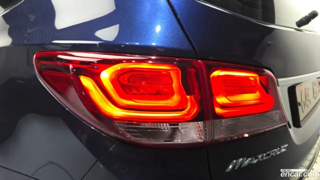 Hyundai Grand Santa Fe (Maxcruz)