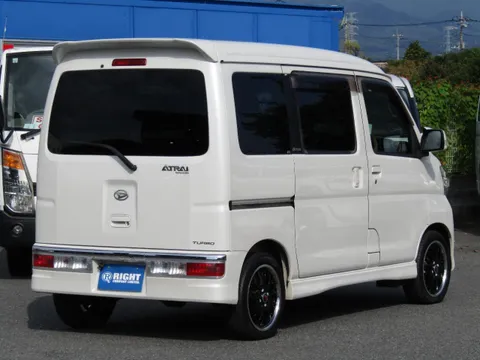 Daihatsu Atrai Wagon
