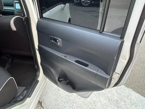 Toyota Pixis Space