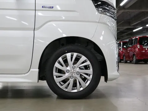 Suzuki Spacia Custom