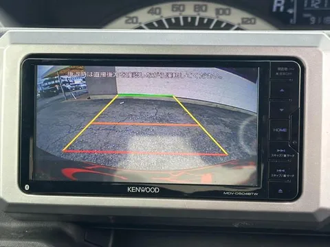 Toyota Pixis Mega