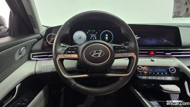 Hyundai Elantra (Avante)