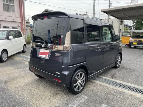 Suzuki Spacia Custom