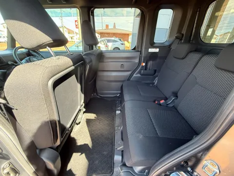 Toyota Pixis Mega