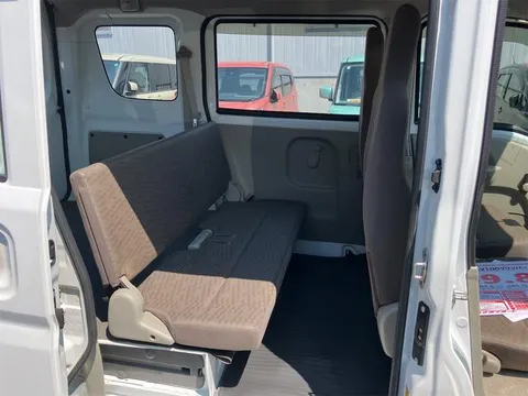 Nissan Clipper
