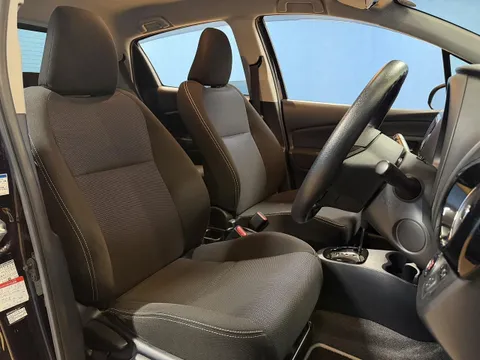 Toyota Yaris (Vitz)