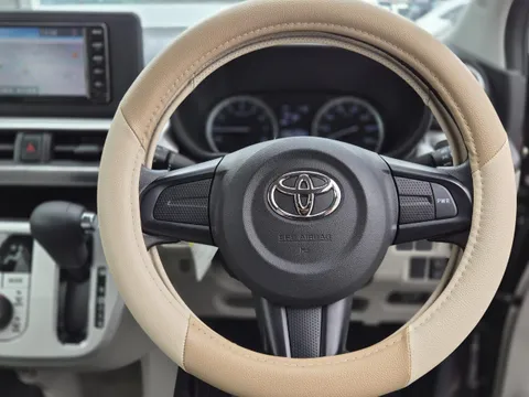 Toyota Pixis Joy