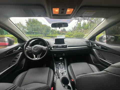Mazda Mazda3