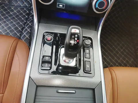 Jaguar XEL