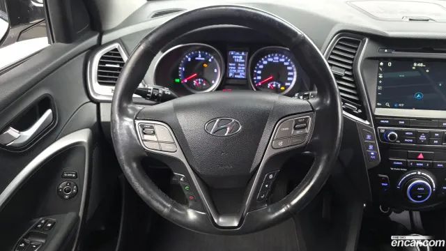 Hyundai Grand Santa Fe (Maxcruz)