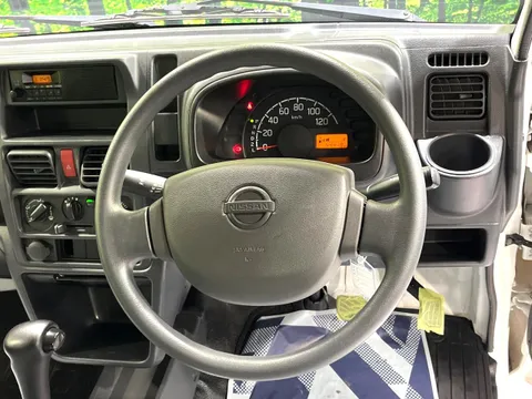 Nissan Clipper Truck