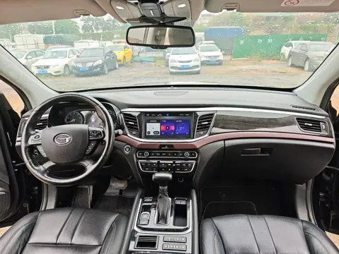 Gac GS8