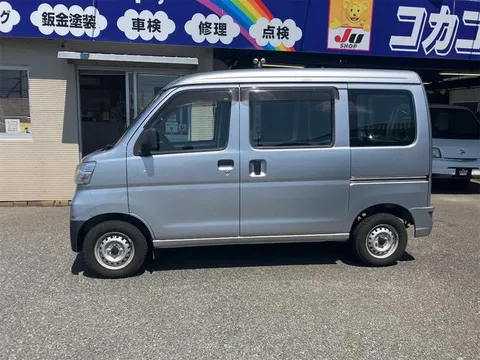 Toyota Pixis Van