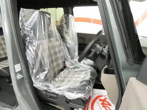 Honda N-BOX Joy